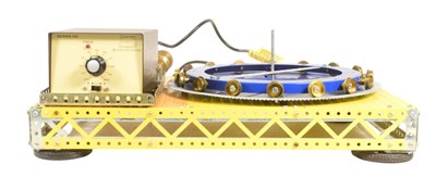 Lot 77 - MECCANO - COLLECTION OF MECCANO CONSTRUCTOR PARTS