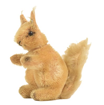 Lot 91 - TEDDY BEARS - VINTAGE STEIFF SQUIRREL