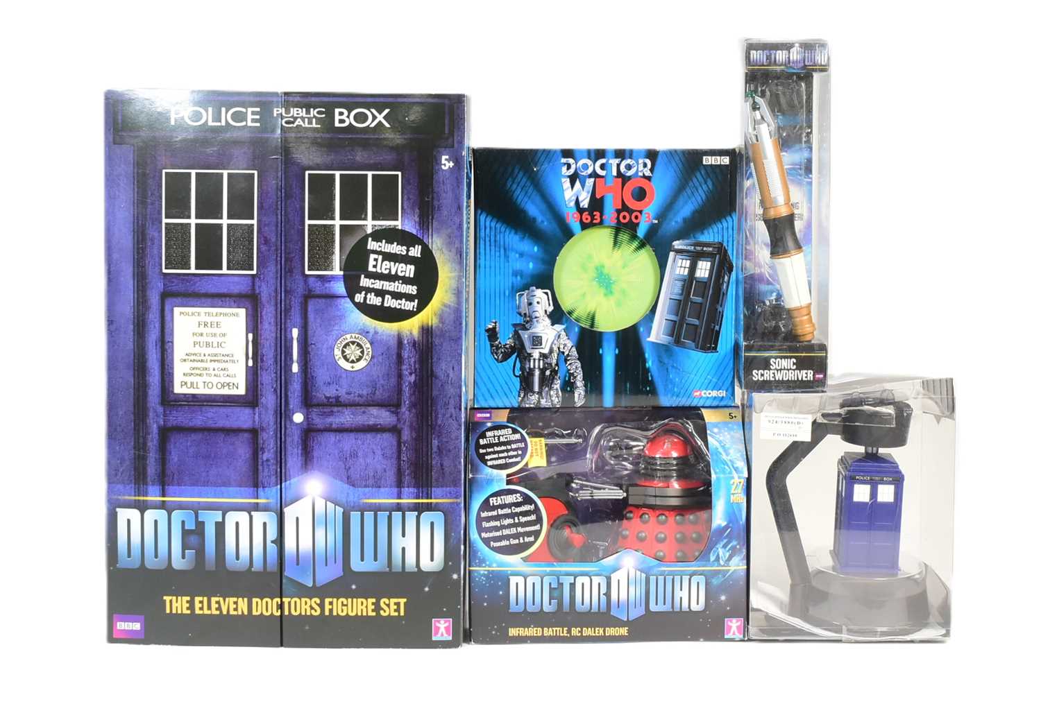 Lot 648 - DOCTOR WHO - COLLECTION OF BBC DOCTOR WHO MEMORABILIA