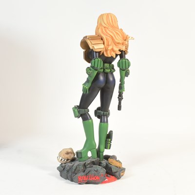 Lot 631 - 2000AD JUDGE DREDD - ROBERT HARROP - LARGE SCALE RESIN STATUE