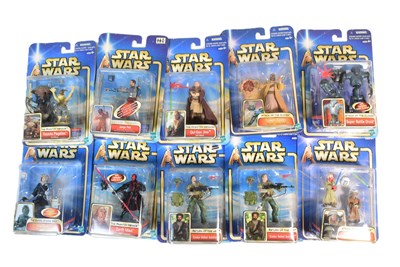 Lot 387 - STAR WARS - HASBRO - COLLECTION OF CARDED ACTION FIGURES