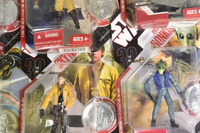 Lot 402 - STAR WARS - 30TH ANNIVERSARY COLLECTION - MOC CARDED FIGURES