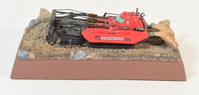 Lot 625 - THUNDERBIRDS – GERRY ANDERSON – ROBERT HARROP FIGURINE / STATUE