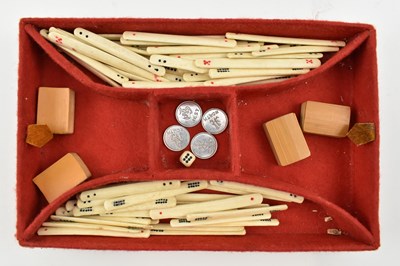 Lot 126 - 1950S CHINESE MAHJONG SET SHANGHAI 民国 麻雀套装