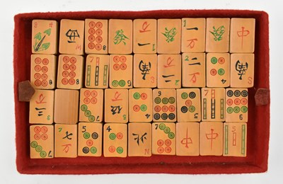 Lot 126 - 1950S CHINESE MAHJONG SET SHANGHAI 民国 麻雀套装