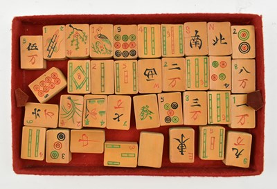 Lot 126 - 1950S CHINESE MAHJONG SET SHANGHAI 民国 麻雀套装