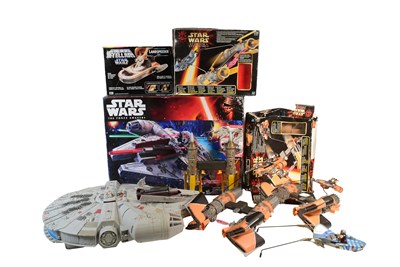 Lot 464 - STAR WARS - HASBRO - COLLECTION OF SHIPS