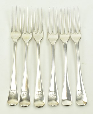 Lot 38 - 19TH CENTURY IRISH HALLMARKED COLLECTION OF SILVER FLATWARE