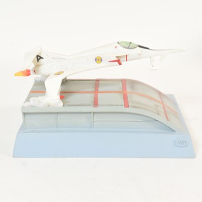 Lot 665 - CAPTAIN SCARLET – GERRY ANDERSON – ROBERT HARROP FIGURINE / STATUE