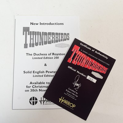 Lot 617 - THUNDERBIRDS – GERRY ANDERSON – ROBERT HARROP FIGURINE / STATUE