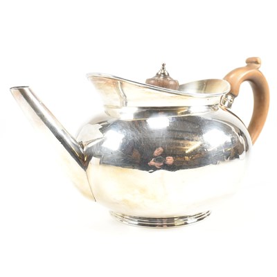 Lot 24 - GEORGE III 1800 HALLMARKED SILVER TEAPOT BY ROBERT HENNELL I & DAVID HENNELL II