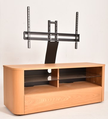 Lot 821 - RICHER SOUNDS - MODERN OAK TV / HI-FI MUSIC STAND