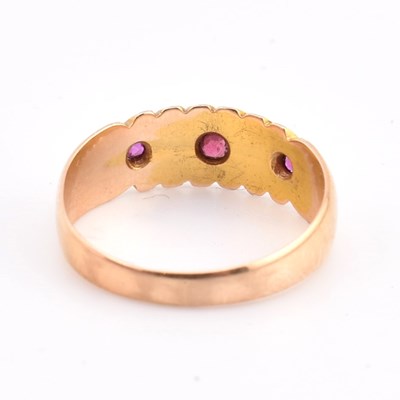 Lot 94 - HALLMARKED 15CT GOLD RUBY & PEARL GYPSY RING