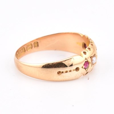 Lot 94 - HALLMARKED 15CT GOLD RUBY & PEARL GYPSY RING