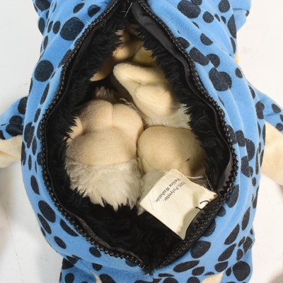 Lot 113 - GREMLINS 2 (1990) - VINTAGE REVERSIBLE STRIPE PLUSH TOY