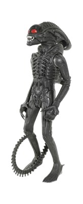 Lot 708 - ALIENS - ALIEN PREDATOR ACTION FIGURE