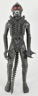 Lot 708 - ALIENS - ALIEN PREDATOR ACTION FIGURE