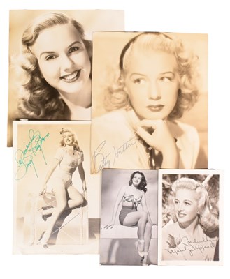 Lot 43 - HOLLYWOOD - AUTOGRAPHS & PHOTOGRAPHS