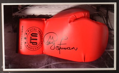 Lot 2 - BOXING - GEORGE FOREMAN (BIG GEORGE) - SIGNED BOXING GLOVE