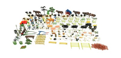 Lot 253 - BRITAINS - VINTAGE BRITAINS LEAD TOY FARM FIGURES