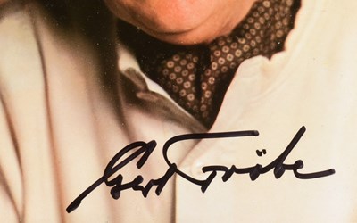 Lot 144 - JAMES BOND 007 - GERT FROBE - GOLDFINGER - SIGNED PHOTOGRAPH - UACC