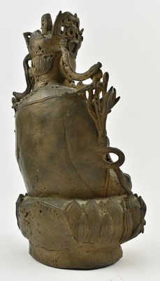 Lot 108 - MING SINO-TIBETAN BRONZE FIGURINE OF SEATED GUANYIN 明或以后 西藏铜观音坐像
