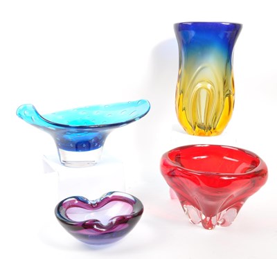 Lot 43 - COLLECTION OF FOUR MID CENTURY STUDIO GLASS ITEMS