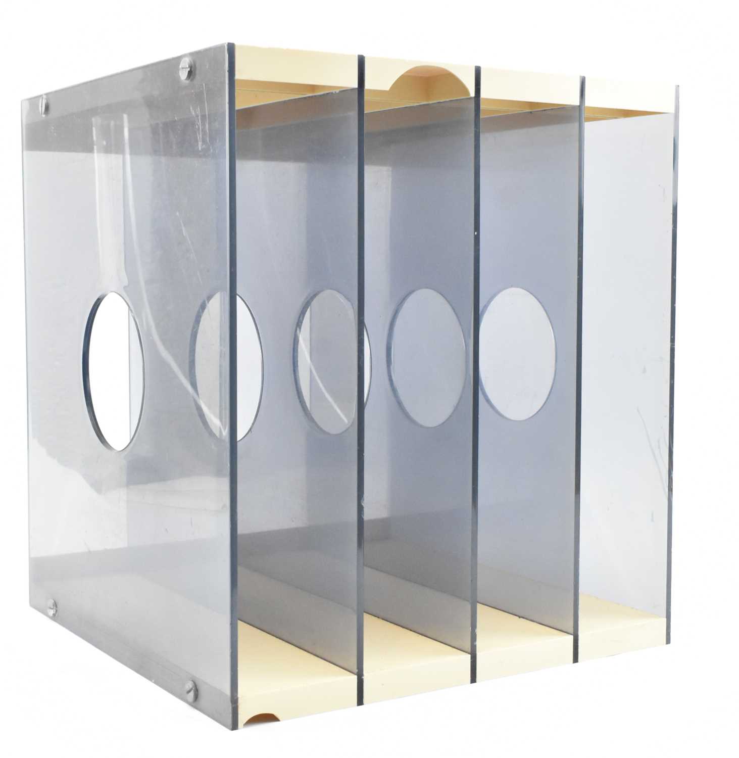 Lot 57 - FRANK GUILLE & FRANK HEIGHT - 1970S VINTAGE RECORD RACK