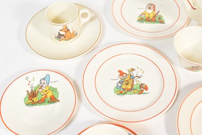 Lot 29 - SNOW WHITE AND THE SEVEN DWARFS - WALT DISNEY - VINTAGE CHILD'S TEA SET