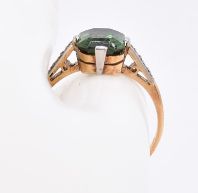 Lot 110 - ART DECO 18CT GOLD PLATINUM TOURMALINE & DIAMOND RING