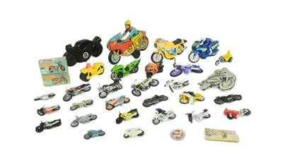 Lot 54 - DIECAST - COLLECTION OF MOTORCYCLE INTEREST DIECAST MODELS & TOYS