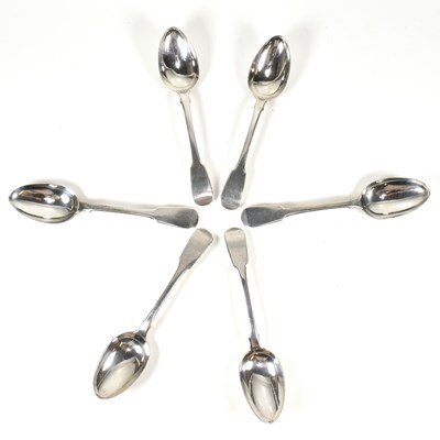 Lot 8 - SIX GEORGE III SILVER HALLMARKED TABLESPOONS