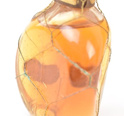 Lot 26 - JOHN HAIG & CO - DIMPLE OLD BLENDED SCOTCH WHISKY