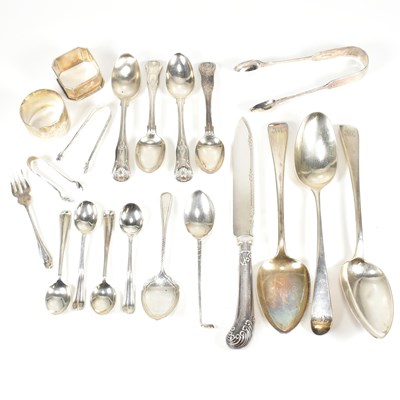 Lot 199 - COLLECTION OF HALLMARKED SILVER SPOONS & OTHER FLATWARES