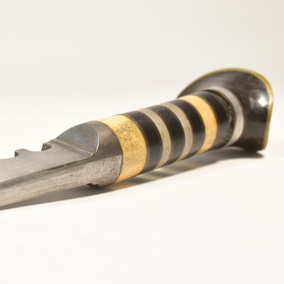 Lot 265 - HEAVY WEIGHTED NEPALESE KUKRI KNIFE