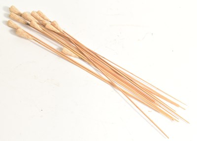Lot 177 - MALAYAN BLOW PIPE & QUIVER & VIET CONG CROSSBOW