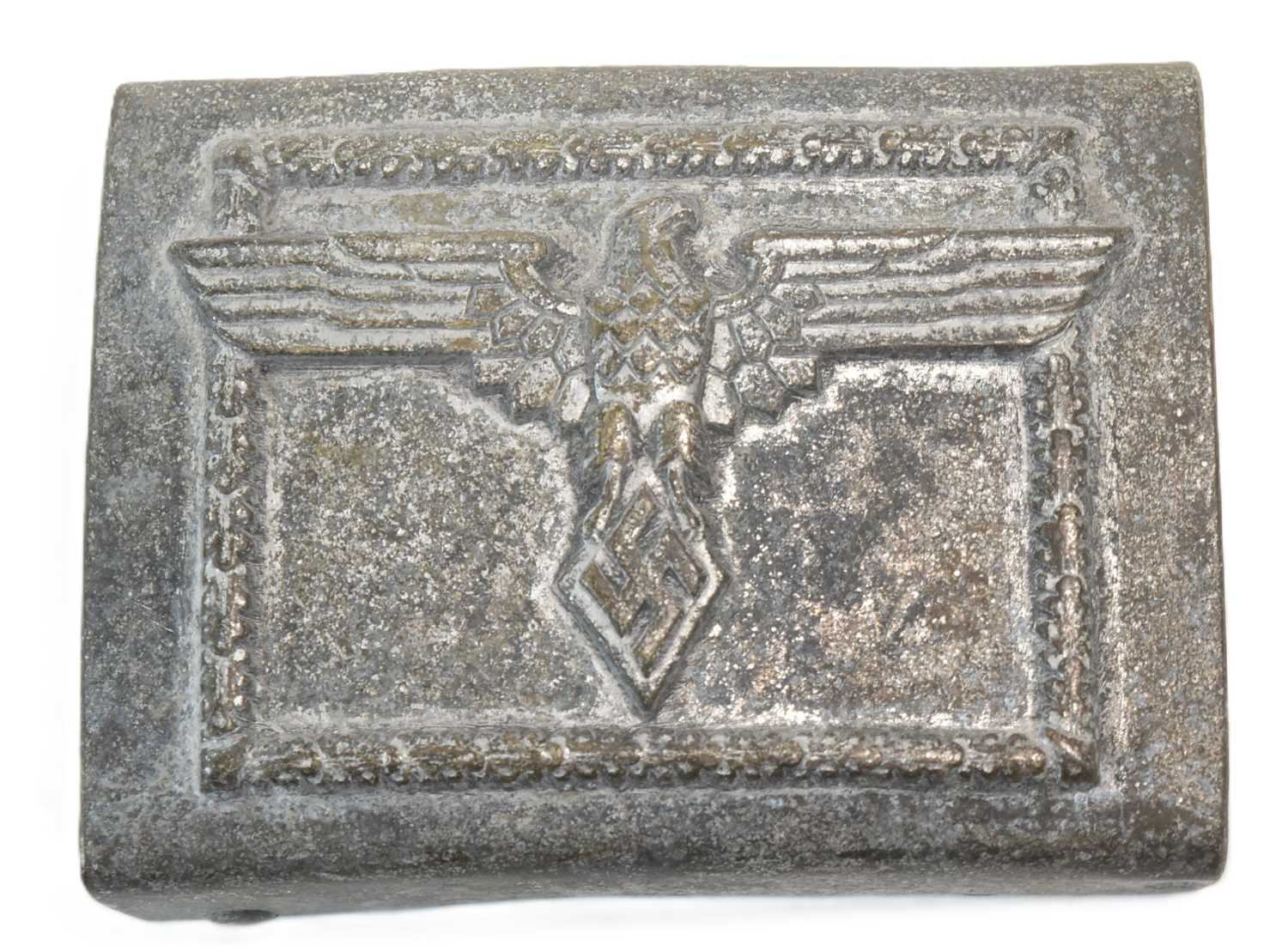 Lot 343 - SECOND WORLD WAR GERMAN SOCIALISTS STUDENT LEAGUE BELT BUCKLE
