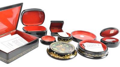 Lot 12 - COLLECTION OF VINTAGE RUSSIAN LACQUERWARE INCL. TEAPOT & STAND