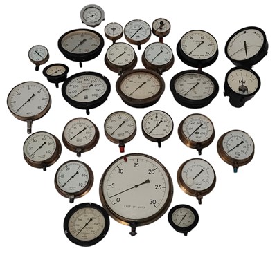 Lot 119 - COLLECTION OF 20TH CENTURY MARINE PRESSURE GAUGES