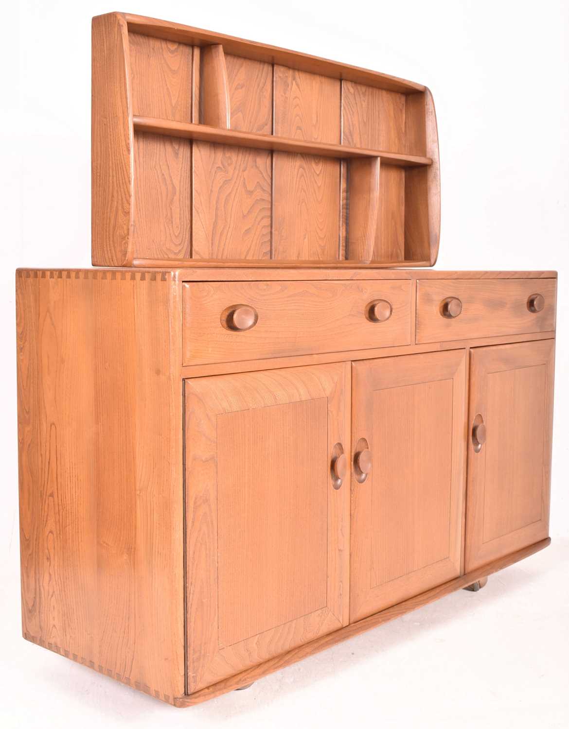 Lot 78 - LUCIAN ERCOLANI FOR ERCOL - WINDSOR 1960S BEECH & ELM SIDEBOARD CREDENZA