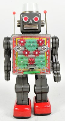 Lot 401 - TINPLATE TOYS - VINTAGE JAPANESE HORIKAWA MACHINE ROBOT