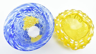 Lot 86 - 20TH CENTURY COLLECTION OF FOUR VINTAGE ART GLASS INCL. KOSTA BODA