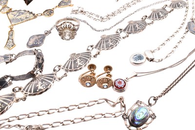 Lot 306 - COLLECTION OF SILVER & COSTUME JEWELLERY