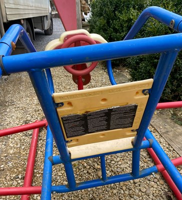 Lot 255 - VINTAGE TOY PLAYGROUND SEVEN PERSON AEROPLANE SEE SAW RIDE, CHROME FRAME & PLASTIC FITTINGS