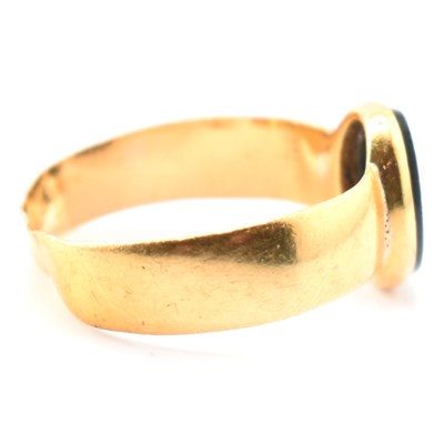 Lot 163 - HALLMARKED 22CT GOLD & BLOODSTONE RING