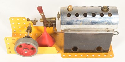 Lot 248 - MECCANO - VINTAGE MECCANO STATIONARY STEAM ENGINE
