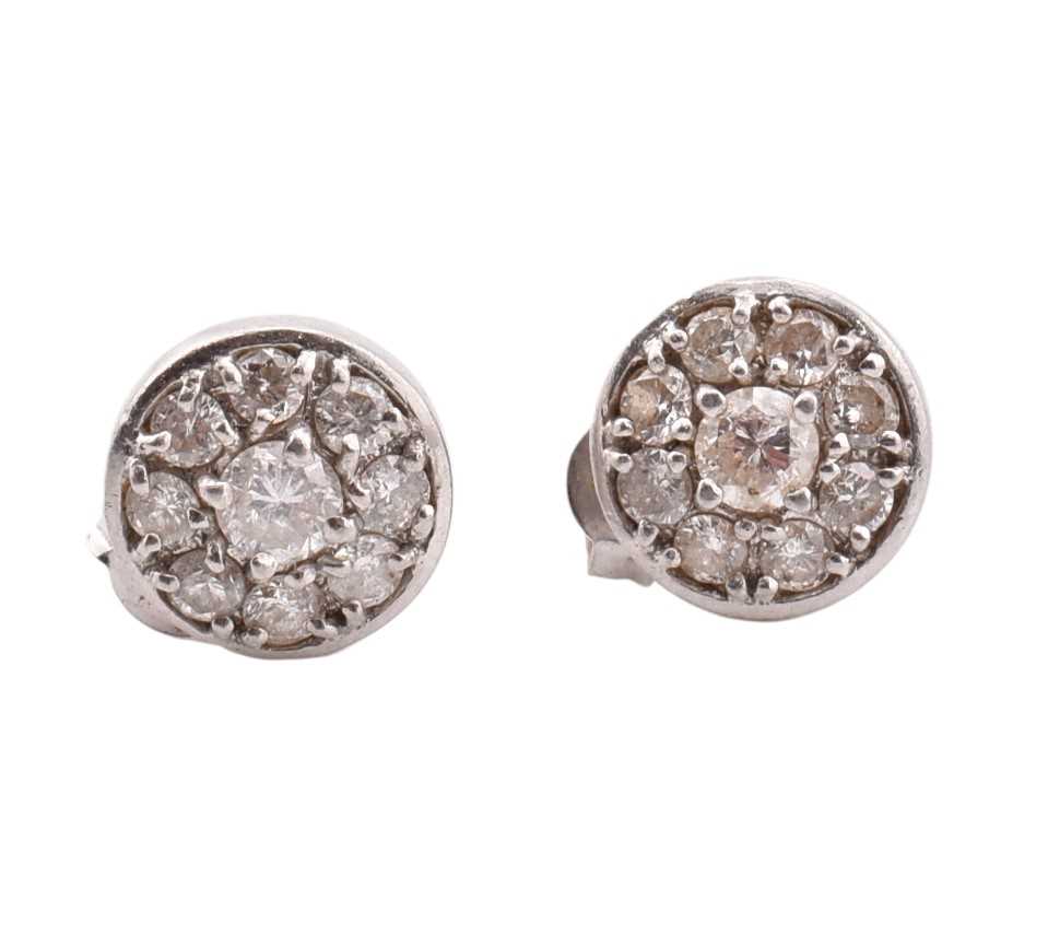 Lot 149 - PLATINUM & DIAMOND STUD EARRINGS