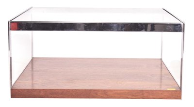 Lot 40 - RICHARD YOUNG FOR MERROW ASSOCIATES - 70S COFFEE TABLE