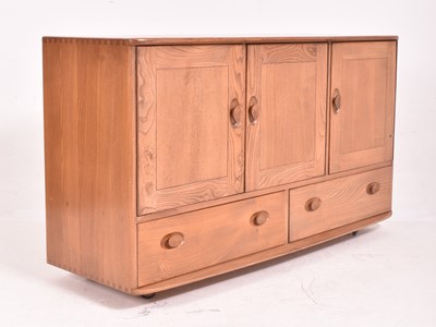 Lot 355 - ERCOL FURNITURE - MID CENTURY ELM SIDEBOARD CREDENZA