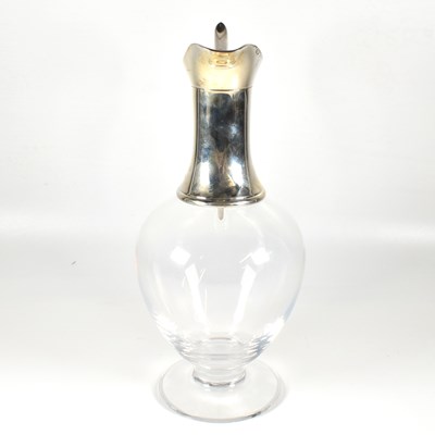 Lot 78 - MALLORY OF BATH HALLMARKED SILVER DARTINGTON GLASS CLARET JUG